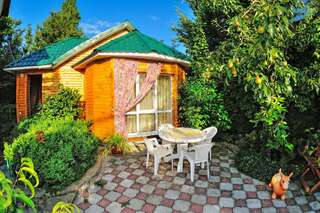 Гостевой дом Казантипс Щёлкино Трехместный номер «Комфорт»-1