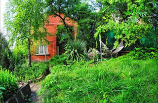 Гостевой дом Казантипс Щёлкино Коттедж для семейного отдыха-1