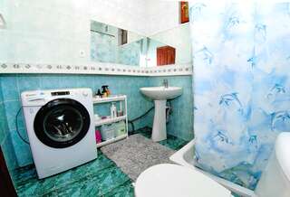 Гостевой дом Казантипс Щёлкино Трехместный номер «Комфорт»-5