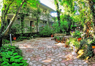 Гостевой дом Казантипс Щёлкино Двухместный номер с 1 кроватью или 2 отдельными кроватями и балконом-3