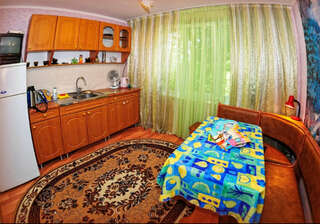 Гостевой дом Казантипс Щёлкино Коттедж для семейного отдыха-4